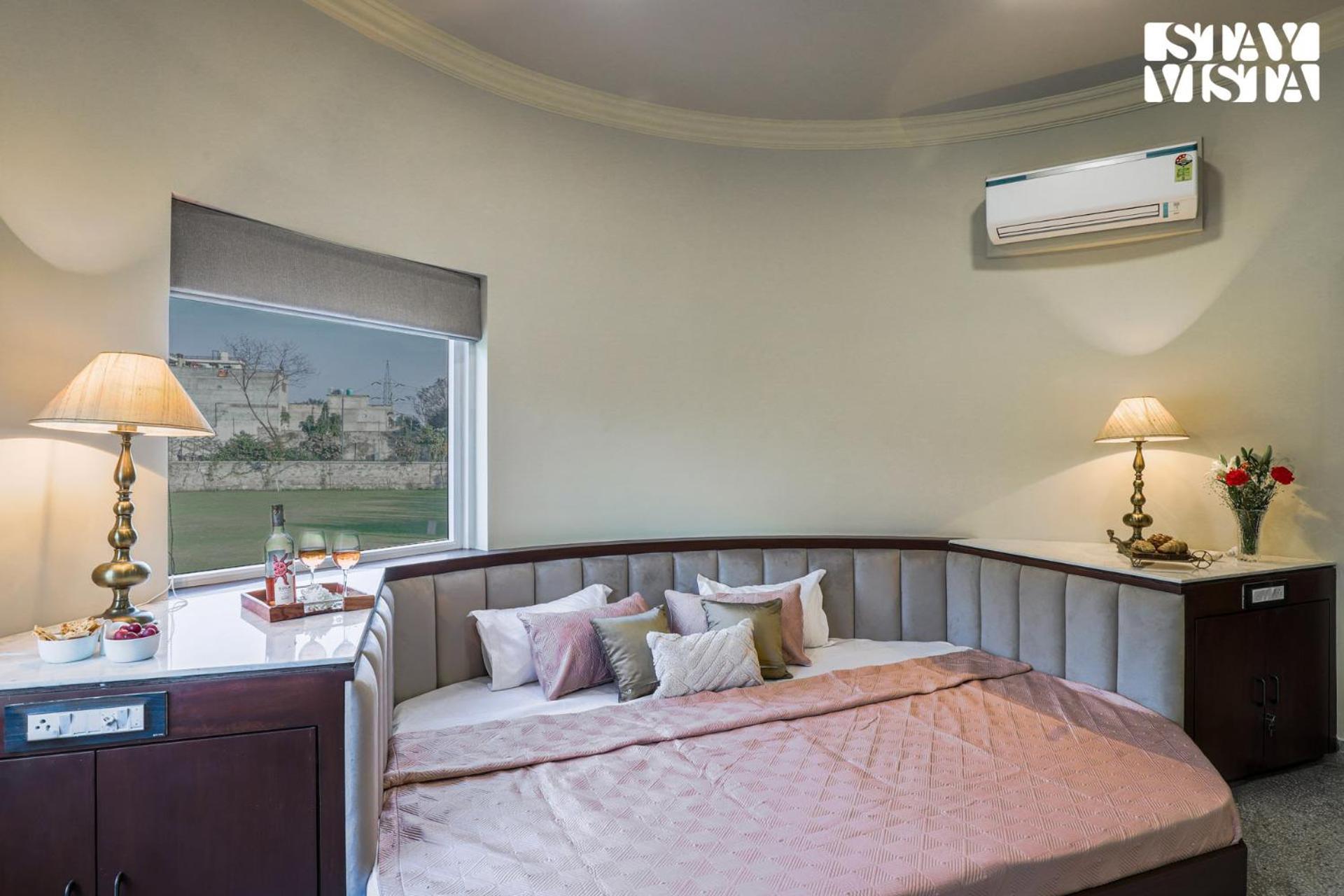 Stayvista'S Mystic Castle With Terrace, Swimming Pool, Lawn With Gazebo Jaipur Bagian luar foto